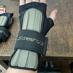 Jam Master Wrist Guards